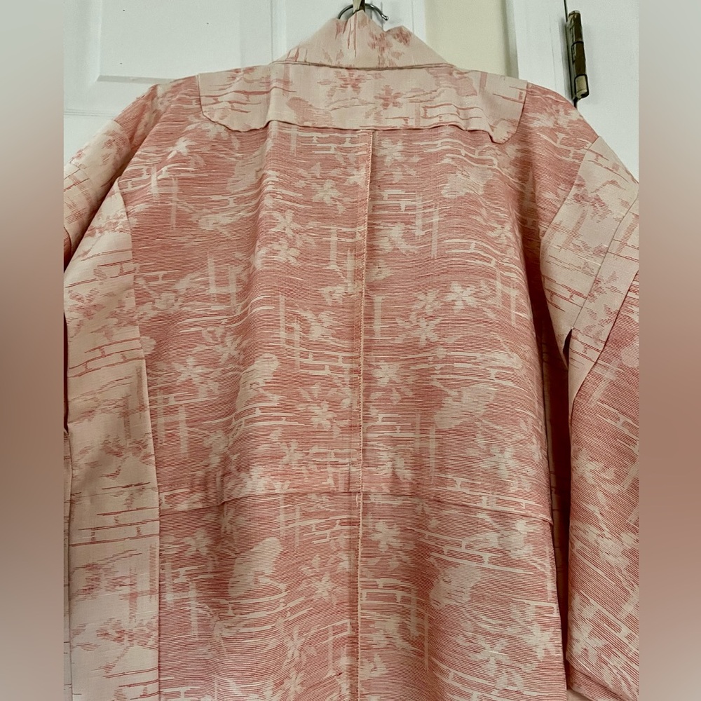 Traditional Japanese Kimono Robe - Picture 5 of 5